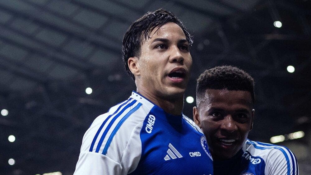 Contra o Corinthians, Cruzeiro pode ter dupla que deu ‘show’ em 2025; relembre