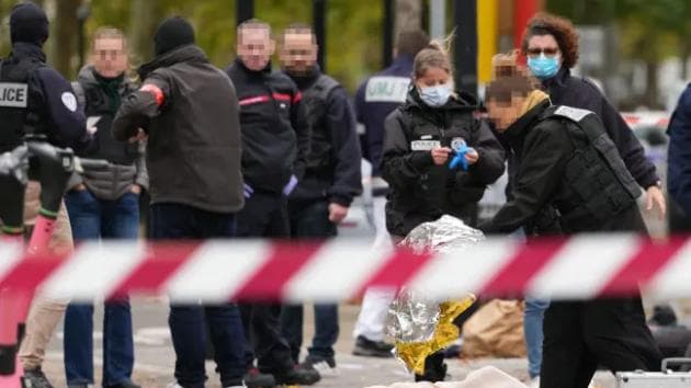 Ataques a tiros na França deixam um morto e quatro feridos; Macron classifica caso como terrorismo