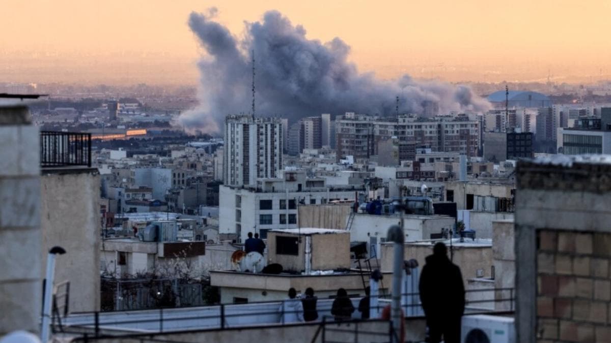 Israel lança nova onda de ataques em Teerã; moradores relatam explosões